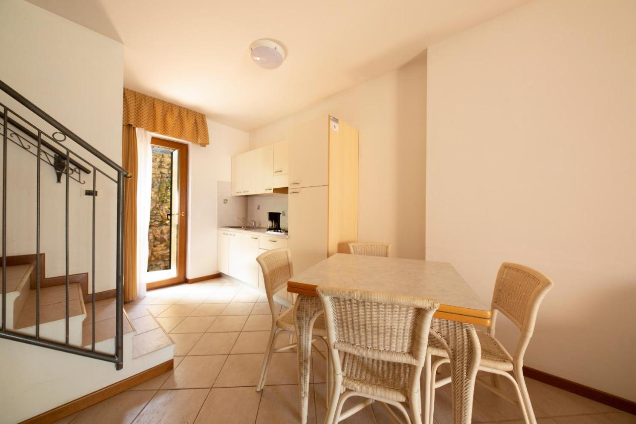 Residence Castelli Brenzone sul Garda Kültér fotó