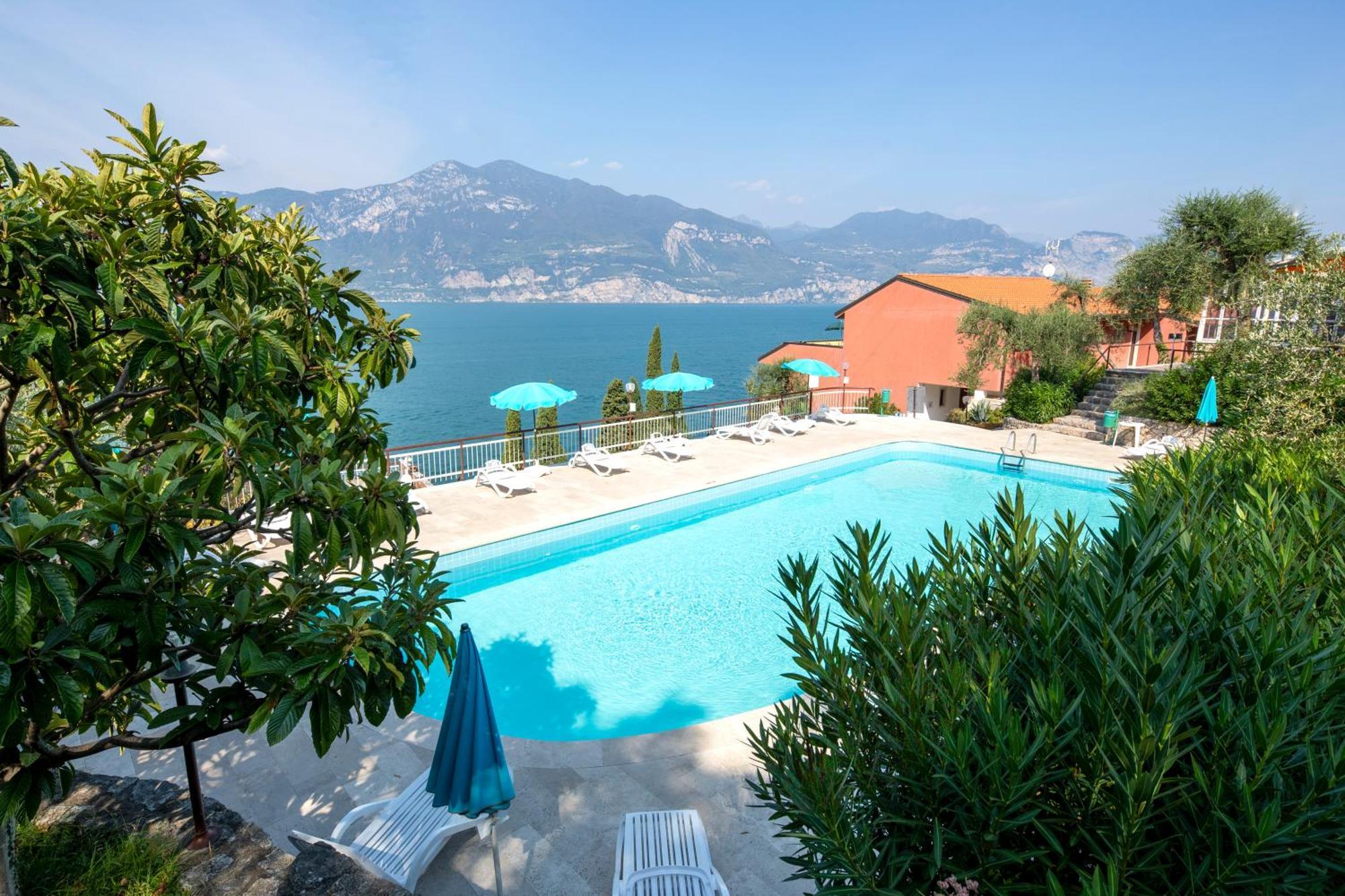 Residence Castelli Brenzone sul Garda Kültér fotó