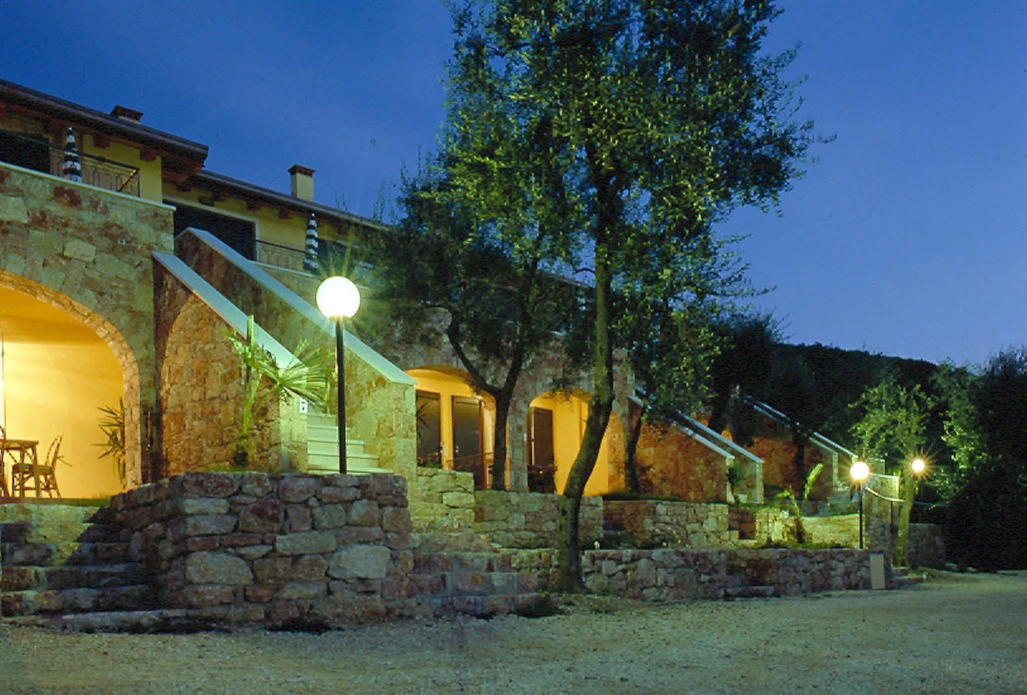 Residence Castelli Brenzone sul Garda Kültér fotó